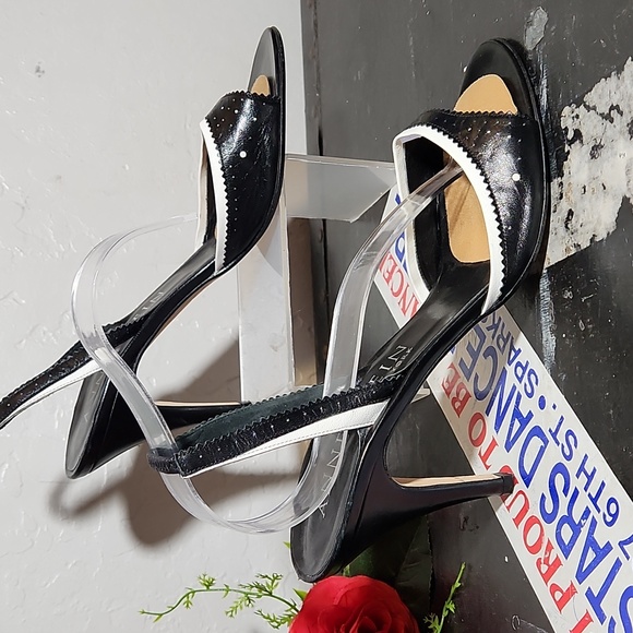ANN KLEIN Open Toe Lazer Cut Sling Back Black White Heel 9M - Picture 1 of 15